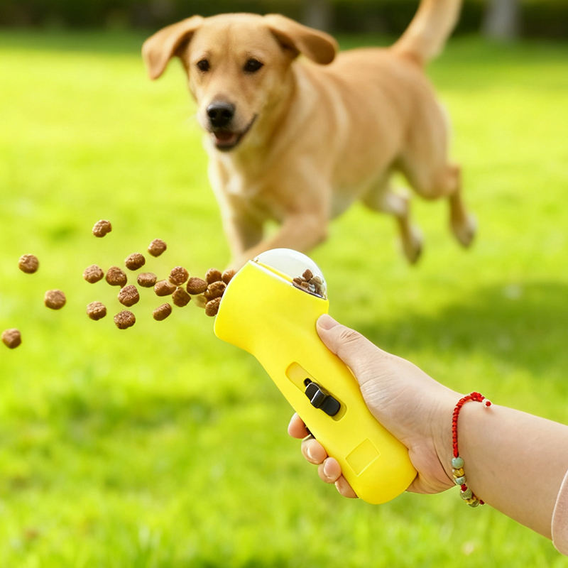 Eco-Friendly Plastic Freeze-Dried Pellet Launcher Feeder Training Cat Dog Snack Toy Pet Toy - Light Yellow